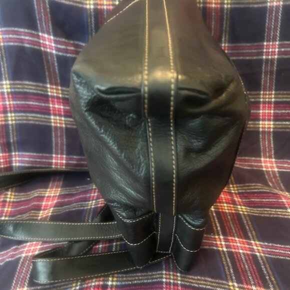 Etienne Aigner Black Leather shoulder bag - Picture 6 of 14